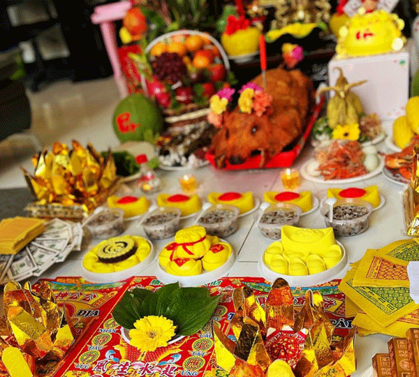 Heo quay cúng giao thừa, tết